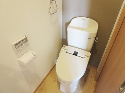 トイレ　トイレ