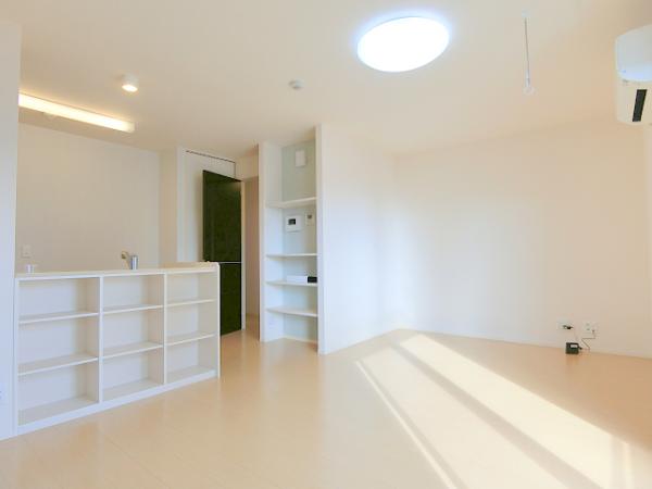 居室・リビング　写真は別のお部屋のイメージです