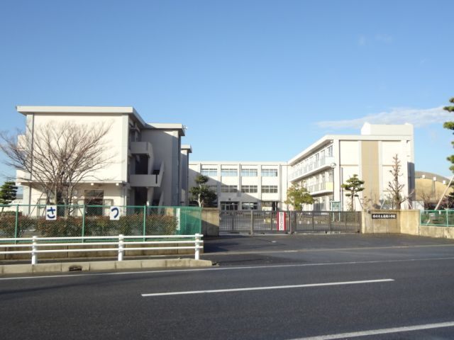 小学校　岡崎市立福岡小学校（小学校）まで412m