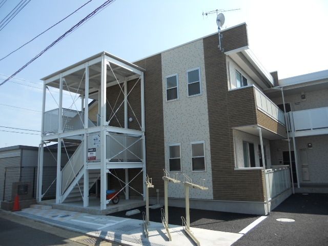 建物外観　★セコム搭載　女性も安心★