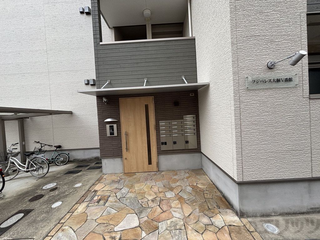エントランス　エントランス