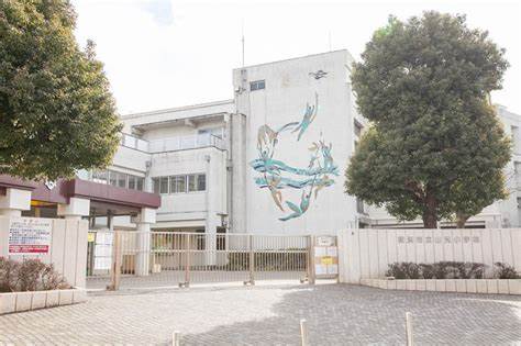 小学校　横浜市立山元小学校（小学校）まで1060m