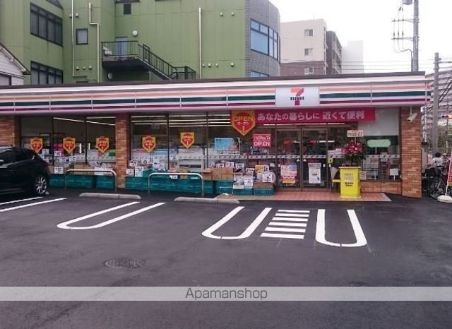 コンビニ　セブンイレブン（コンビニ）まで396m