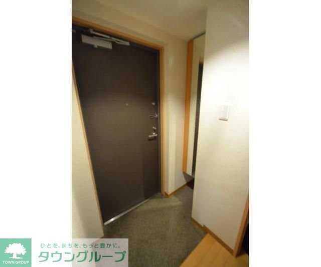 アルテール千石の玄関写真