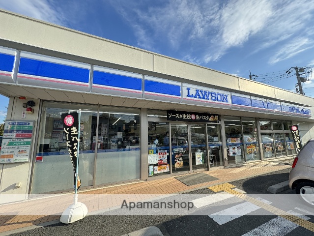 コンビニ　ローソン大門小入口店（コンビニ）まで735m
