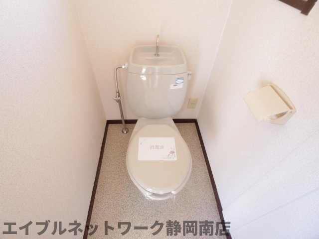 トイレ　温水洗浄便座へ変更