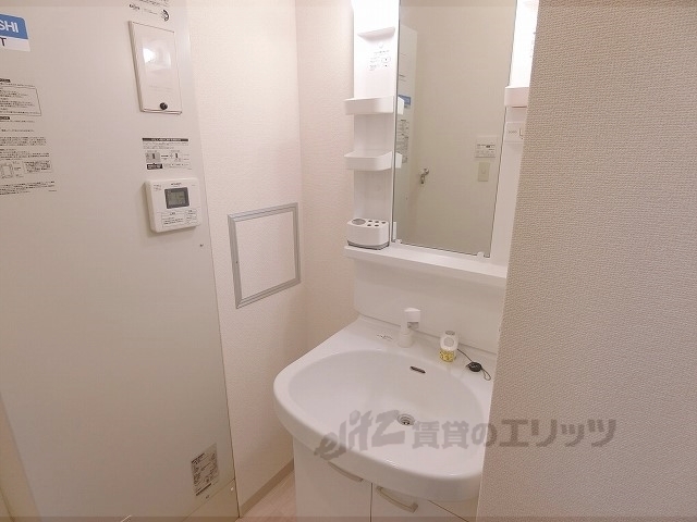 Amuor吉田中大路の内装写真
