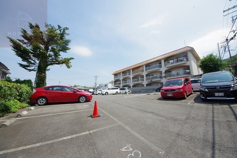 駐車場　駐車場があります