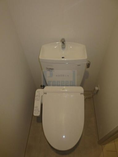 トイレ　※別部屋参考写真※現況優先です