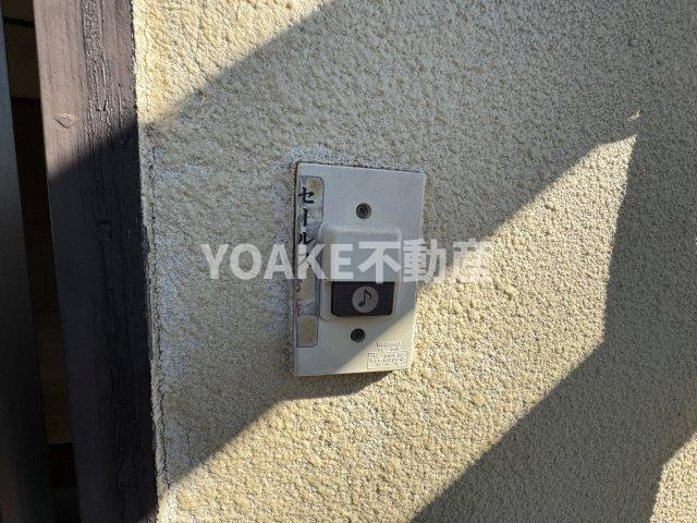 セキュリティ　1階のお部屋の写真となります。現況優先。