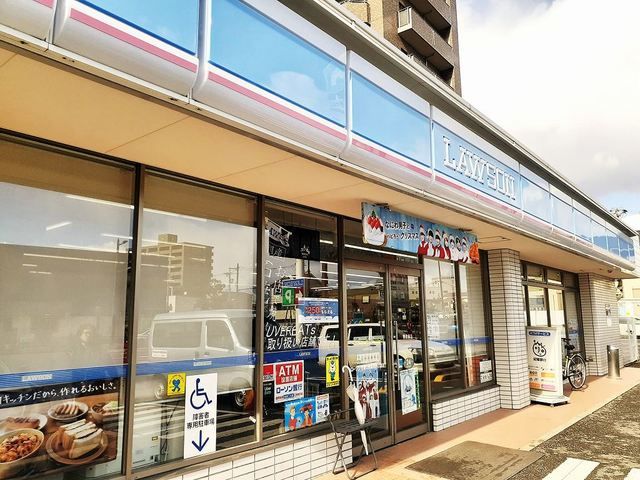 コンビニ　ローソン高松1丁目店様（コンビニ）まで650m
