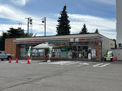 コンビニ　セブンイレブン南7条店（コンビニ）まで430m