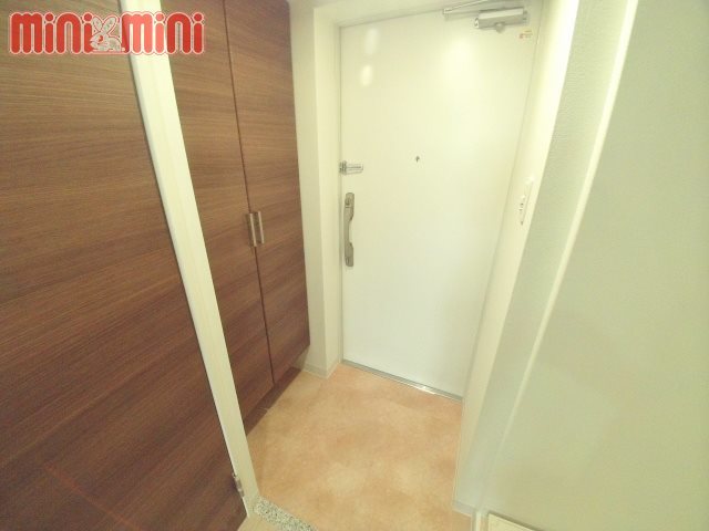 Luxe東灘の玄関写真