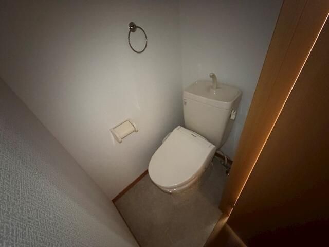 プレール・ドゥーク東新宿IIのトイレ写真