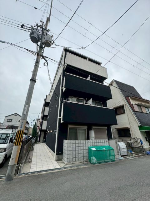 KORE・YIELD大阪の外観写真