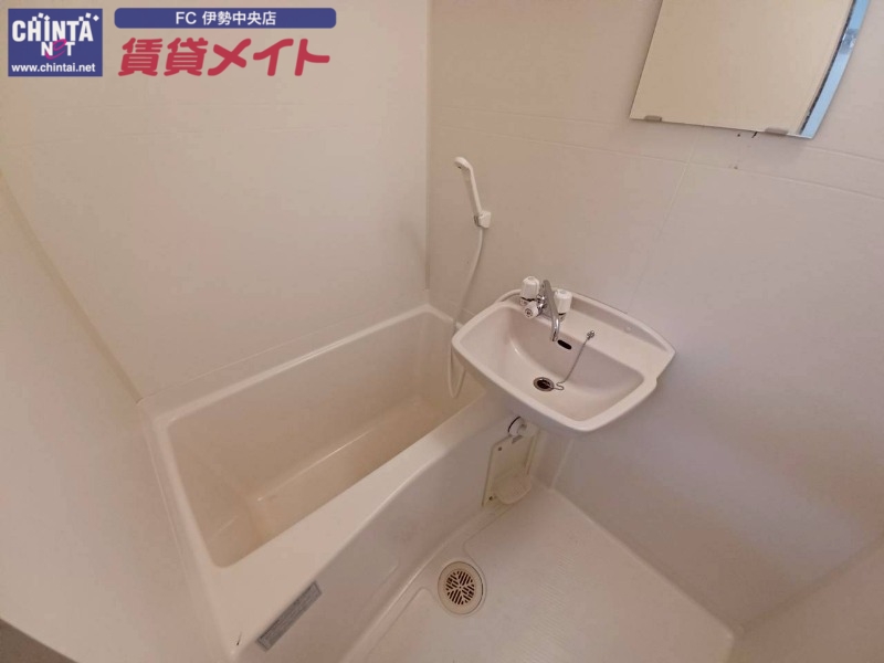 コートドール久留山の風呂写真