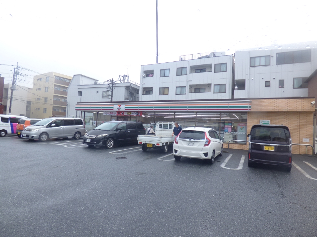 コンビニ　セブンイレブン 川口坂下2丁目店（コンビニ）まで63m