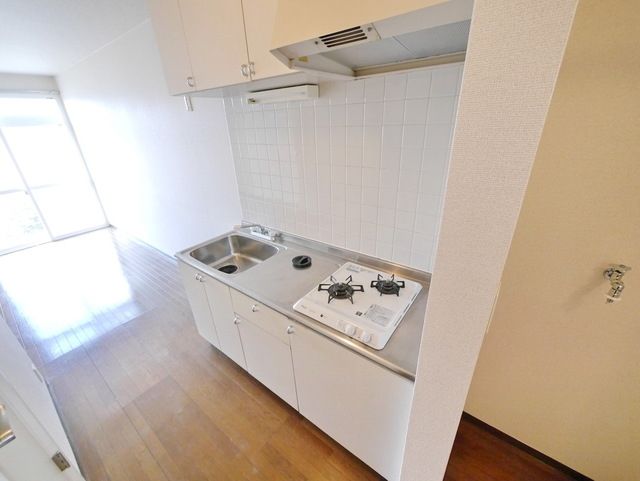 キッチン　★お部屋探しは株式会社タウンハウジング東京まで★
