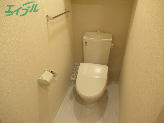 トイレ　反転タイプ参考写真
