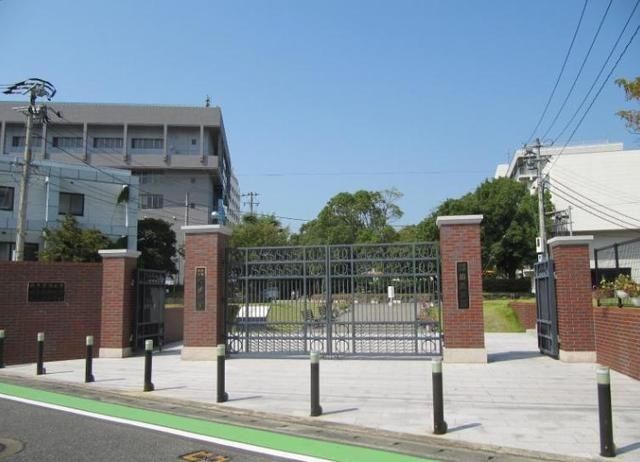 その他　私立純真短期大学（その他）まで865m