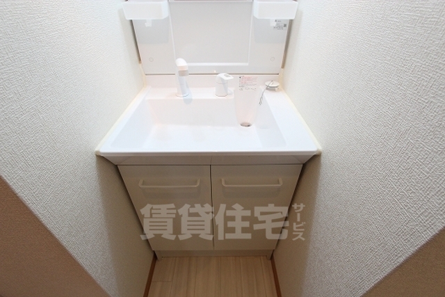 地下鉄長堀鶴見緑地線 蒲生四丁目駅 徒歩6分 6階建 築26年の内装写真