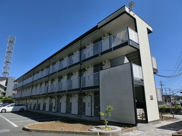 建物外観　佐倉駅徒歩10分の立地、通勤通学に便利です