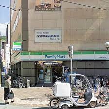 コンビニ　ファミリーマート柳屋琴ノ緒町店（コンビニ）まで93m