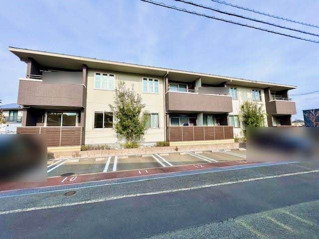 シャーメゾン小郡新町の外観写真