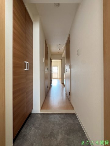 TKアンバーコート堺東IIの玄関写真