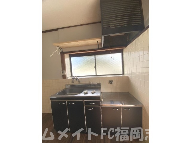 ＪＲ篠栗線 原町駅 徒歩17分 2階建 築45年のキッチン写真