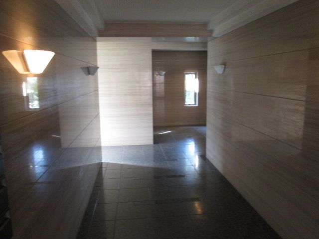 その他　エントランス
