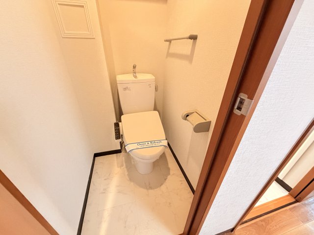 トイレ　同タイプの写真です。