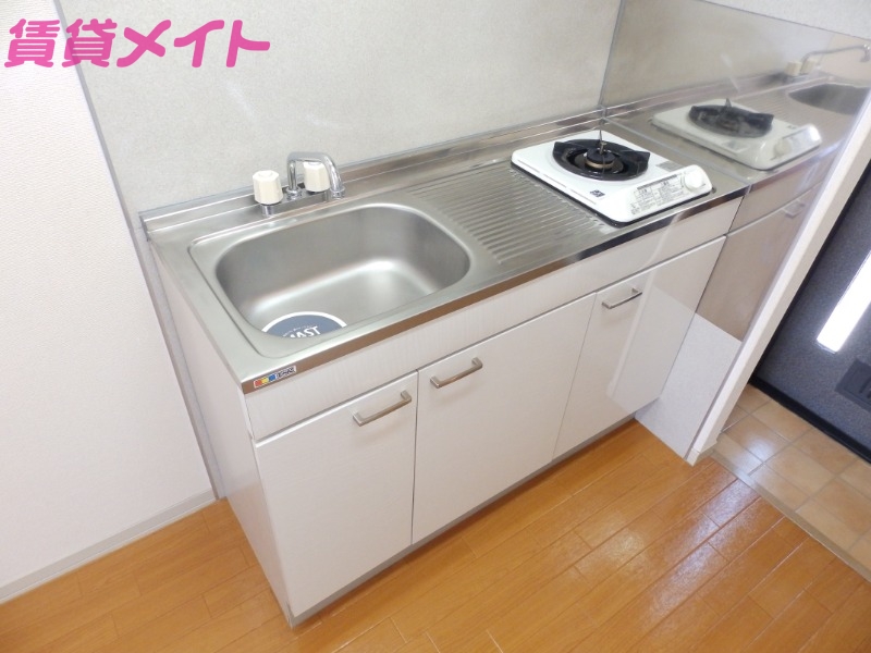 ステージア日永 Eのキッチン写真