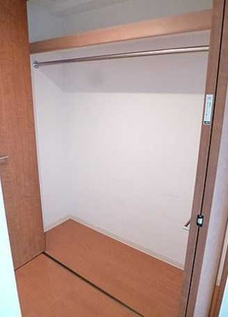 ＪＲ総武線 荻窪駅 徒歩13分 5階建 築18年の内装写真