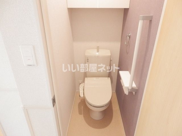 ヴィラ フィオーレのトイレ写真