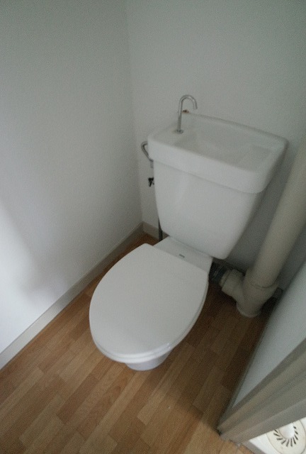 西宮公同教会総合ビルのトイレ写真