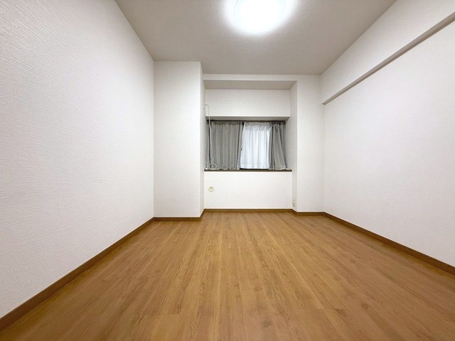 その他部屋・スペース　洋室約６帖