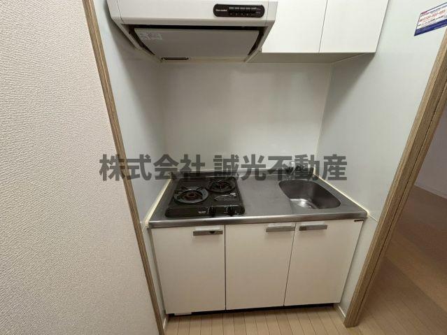 地下鉄七隈線 博多駅 徒歩19分 13階建 築20年のキッチン写真