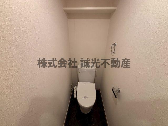 地下鉄七隈線 博多駅 徒歩19分 13階建 築20年のトイレ写真