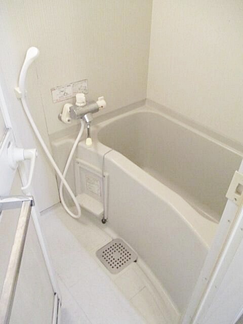 バス・シャワールーム　10.5帖の広々居室を自由にレイアウトお楽しみくださいませ♪