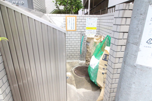 コスモリード船橋イーストの外観写真