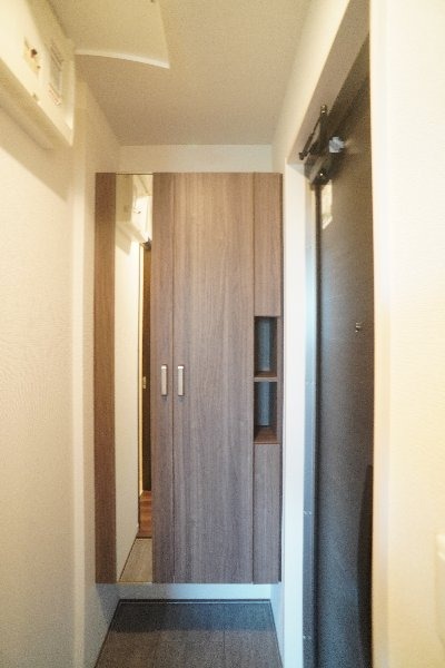 ZEST成田町の玄関写真