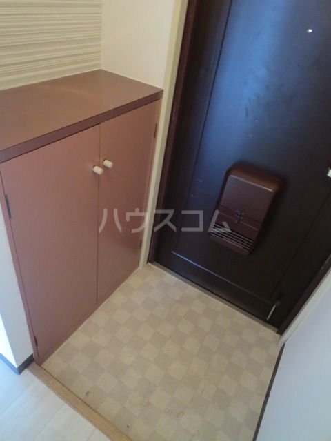 ハイツピアヴァリーの玄関写真