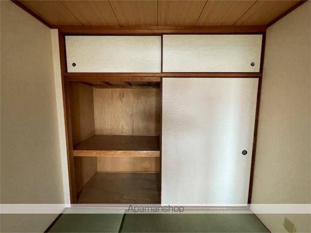 デュエリングナガトの内装写真