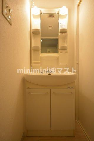 洗面設備　他号室参考写真です