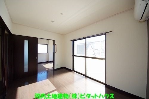 居室・リビング　５．５帖洋室