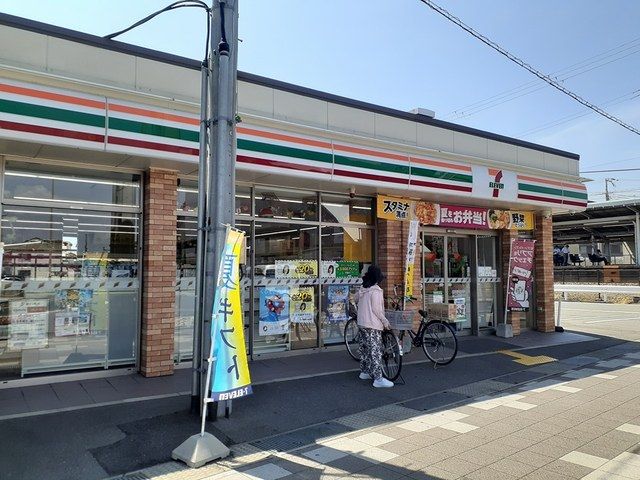 コンビニ　セブンイレブン東加古川駅北口店（コンビニ）まで220m