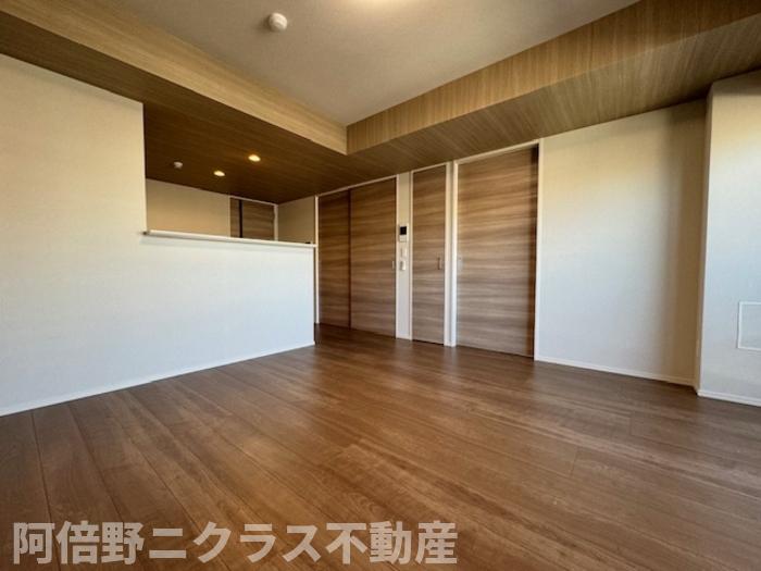 居室・リビング　内装は同シリーズ参考写真です。カラーパターンが異なる可能性が