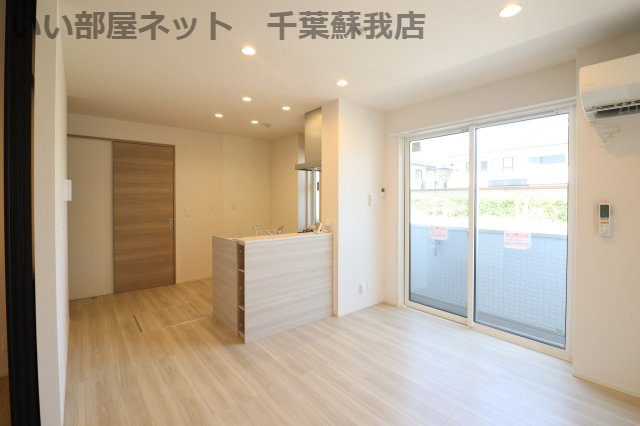 プランドールIIの居間写真