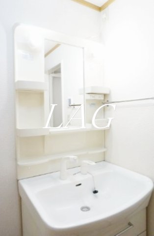 洗面設備　洗面台です。